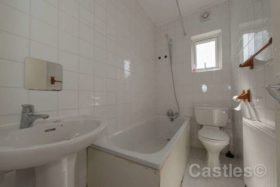 2 bedroom Flat to re...